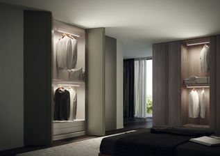Five Advantages of a Walk-In Wardrobe