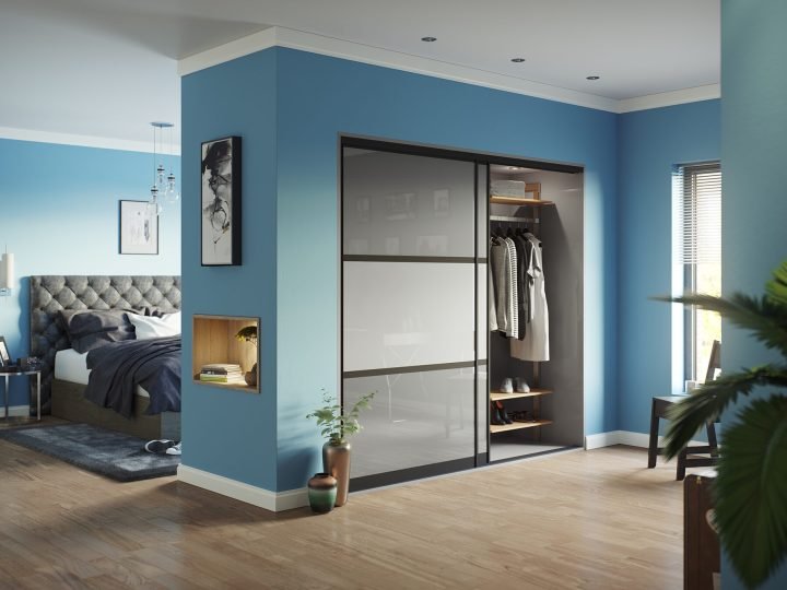 Alcove wardrobe storage